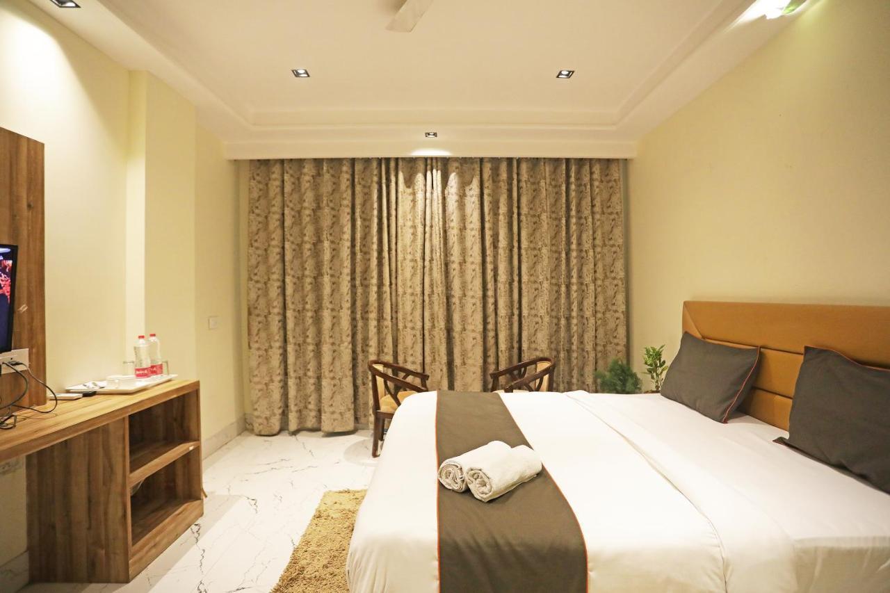 Hotel Goodluck Suites Near Delhi Airport Νέο Δελχί Εξωτερικό φωτογραφία