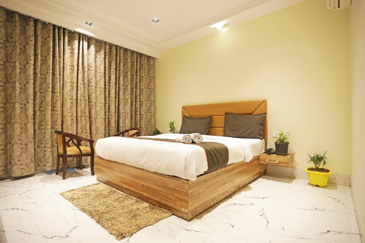 Hotel Goodluck Suites Near Delhi Airport Νέο Δελχί Εξωτερικό φωτογραφία